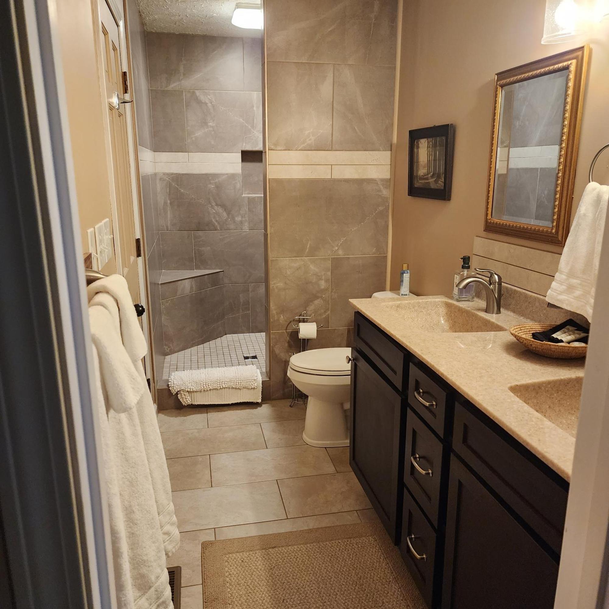 Sisters On Sycamore B&B Russellville Екстер'єр фото